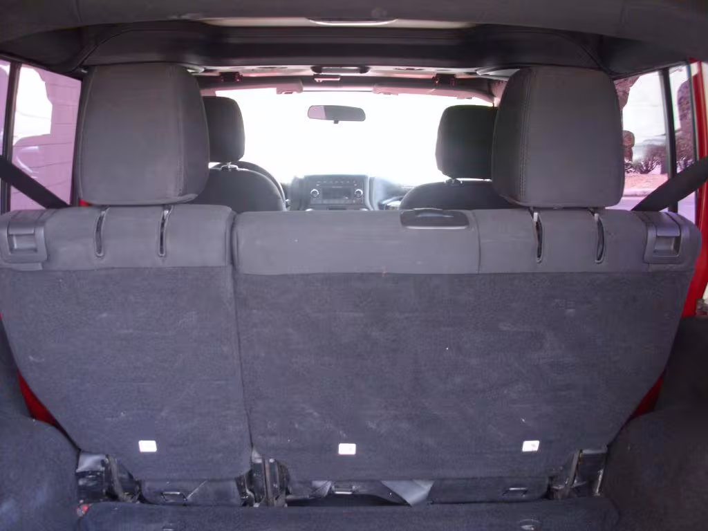 2015 Jeep Wrangler - 1C4BJWDG9FL509849 - Image #15